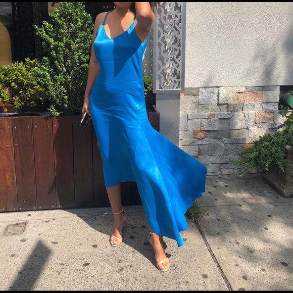 Zara Dresses & Skirts - An amazing, sexy , royal blue , open back dress